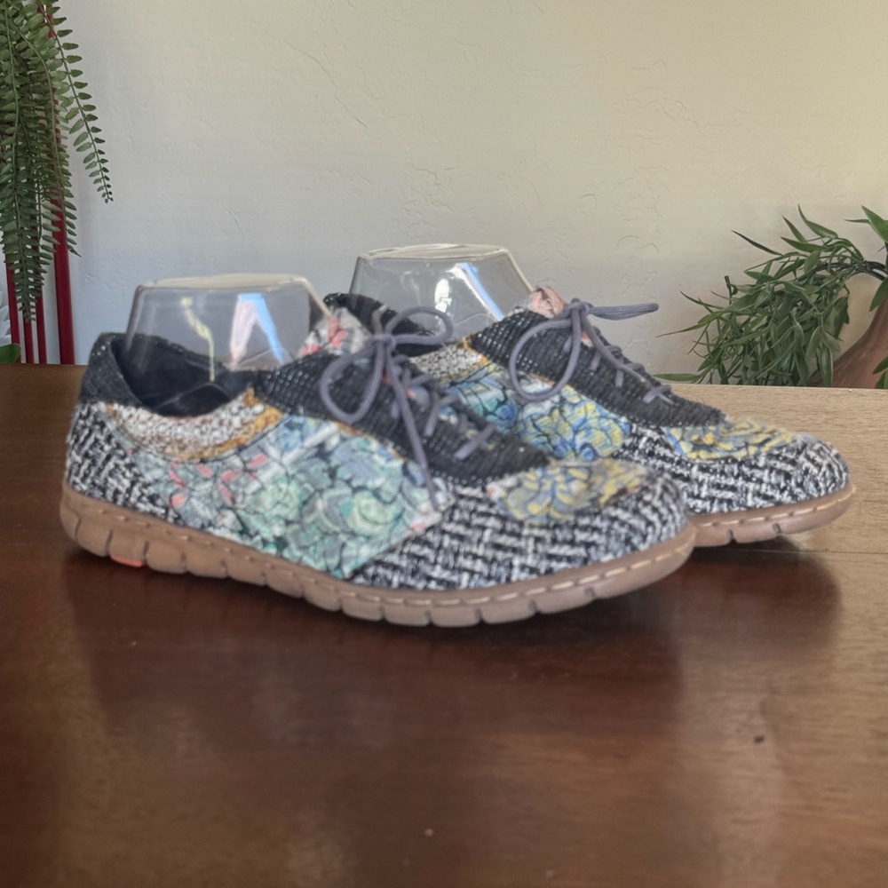 Born Taza Floral Tapestry Canvas Leather Sneakers | Women’s Size 8 - Picture 2 of 11